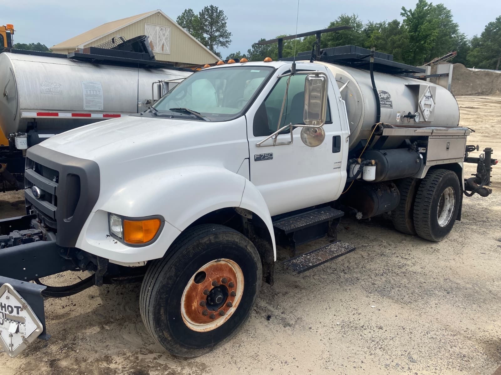 2006 Etnyre 1000 Gallon