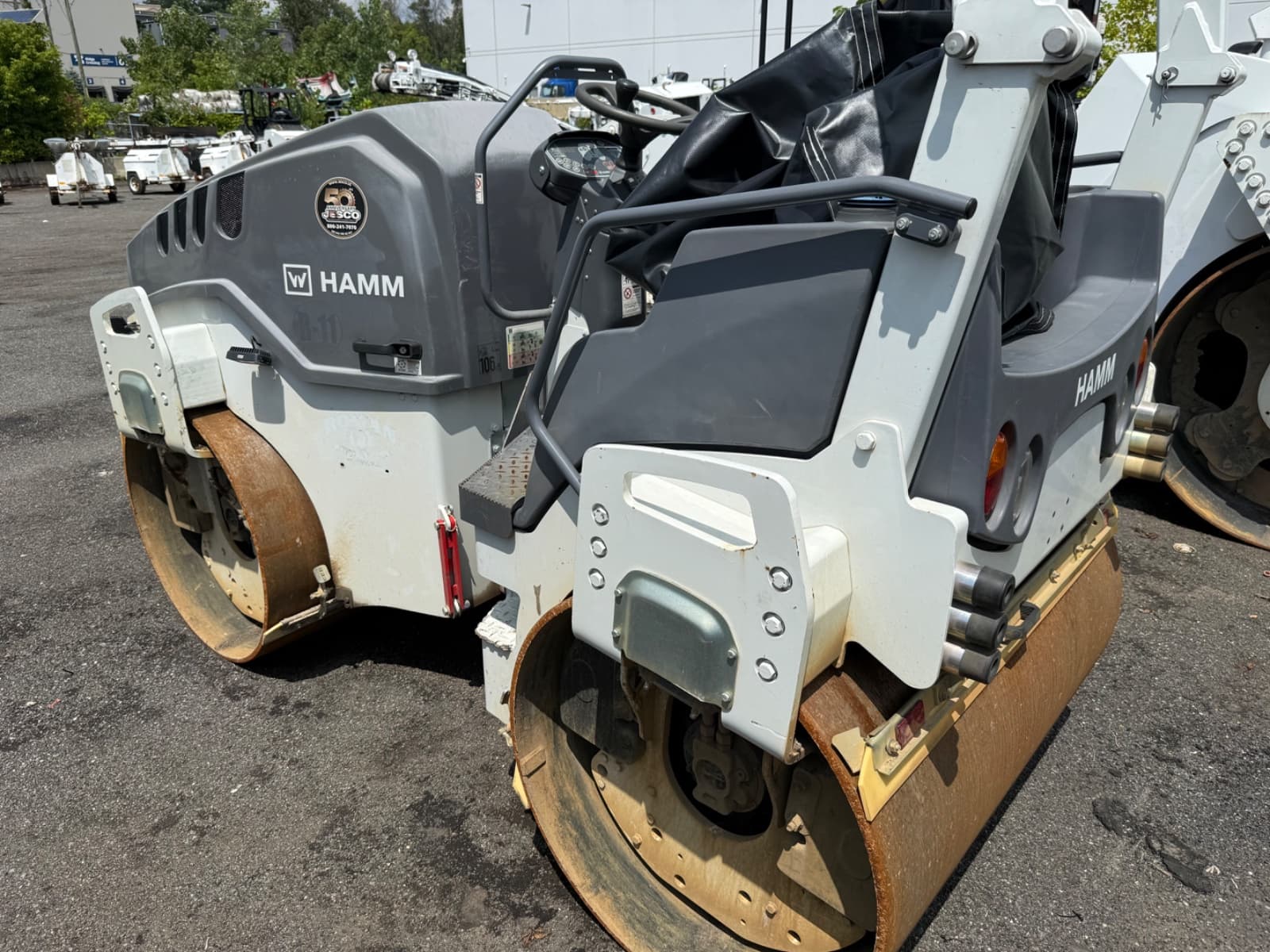 2023 Hamm HD14i VV