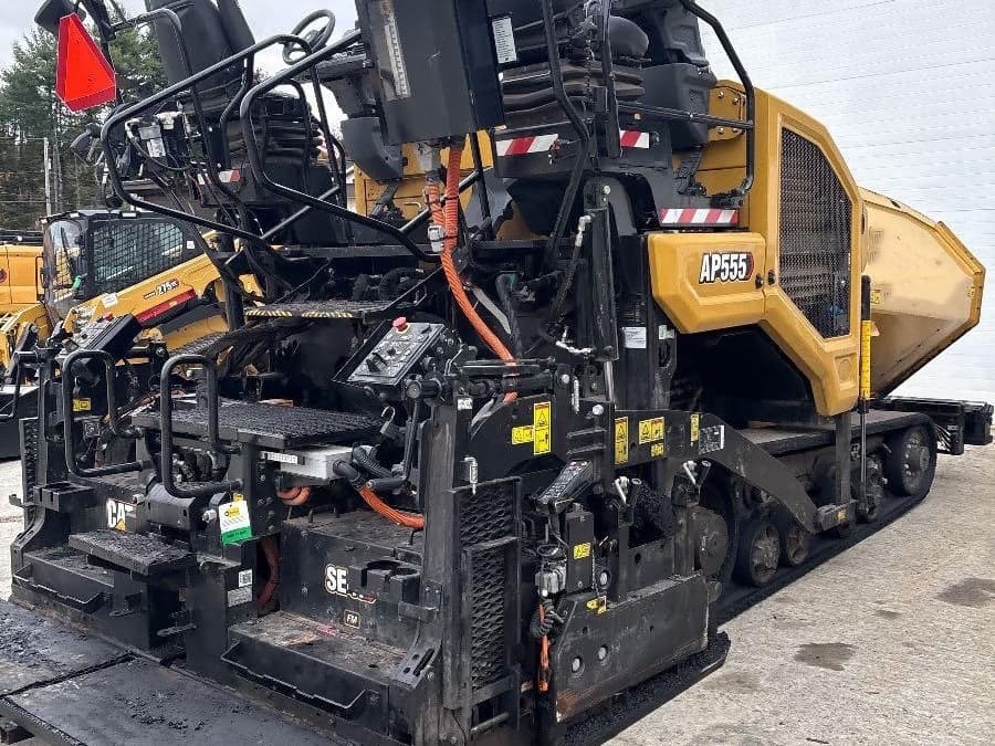 2024 Cat AP555 — photo 1 of 17