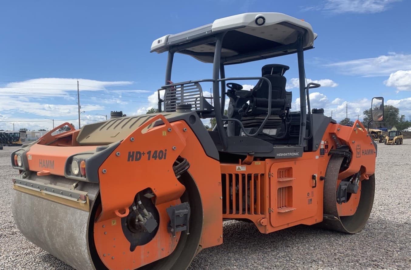 2022 Hamm HD140i VV