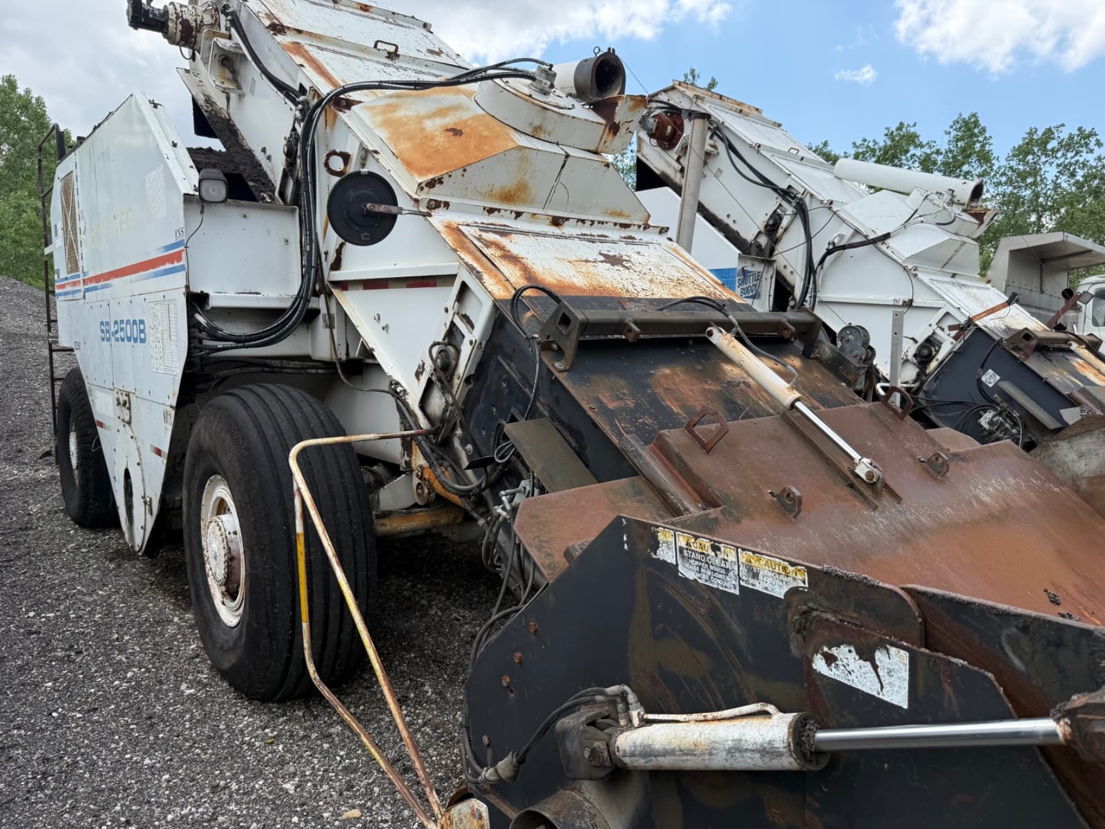 1999 Roadtec SB2500B — photo 1 of 22