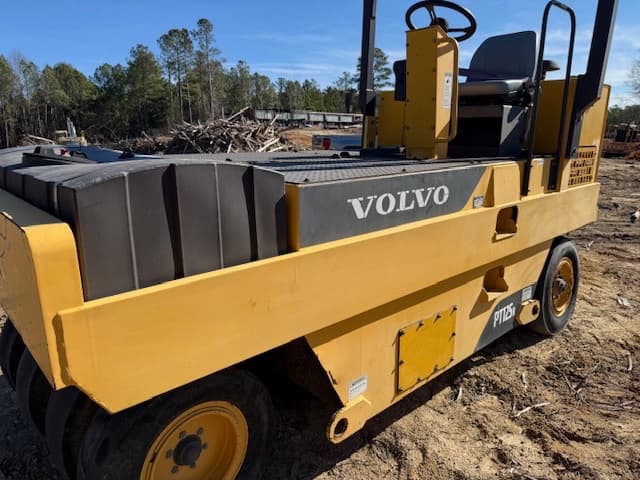 2008 Volvo PT125R