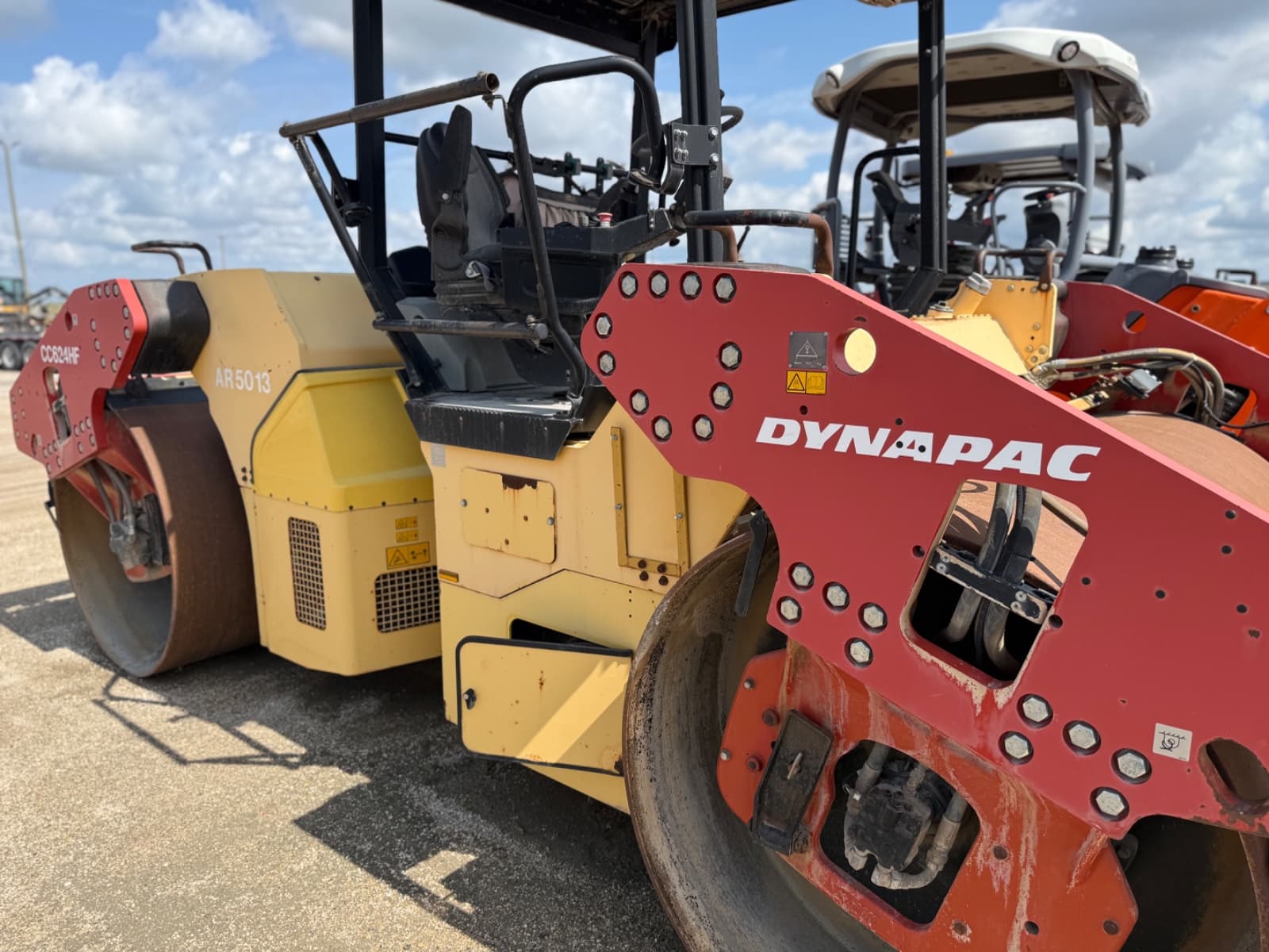 Dynapac CC624HF