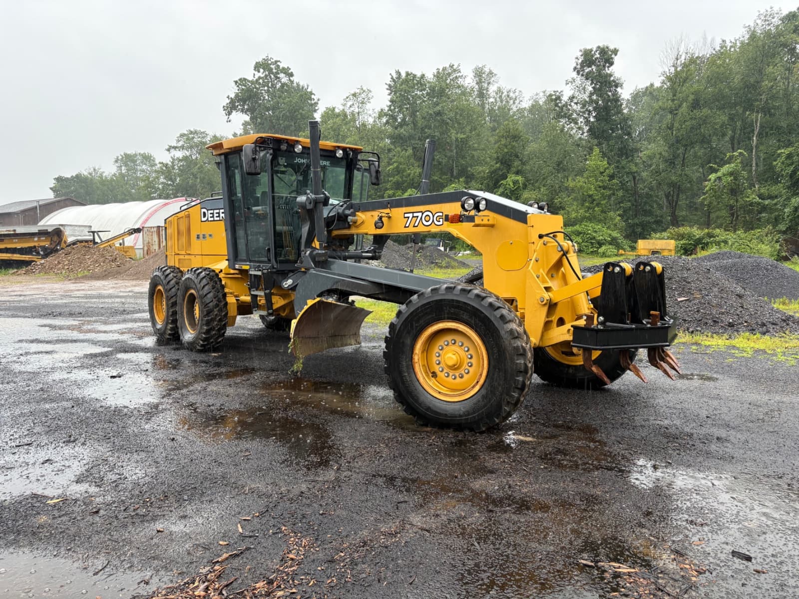 2015 John Deere 770