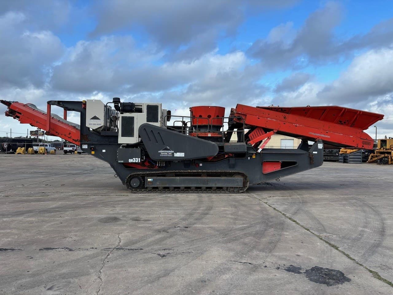 2014 Sandvik QH331 — photo 1 of 8