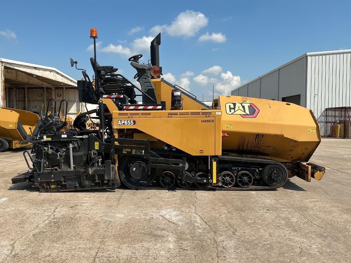 2023 Cat AP655 — photo 1 of 14