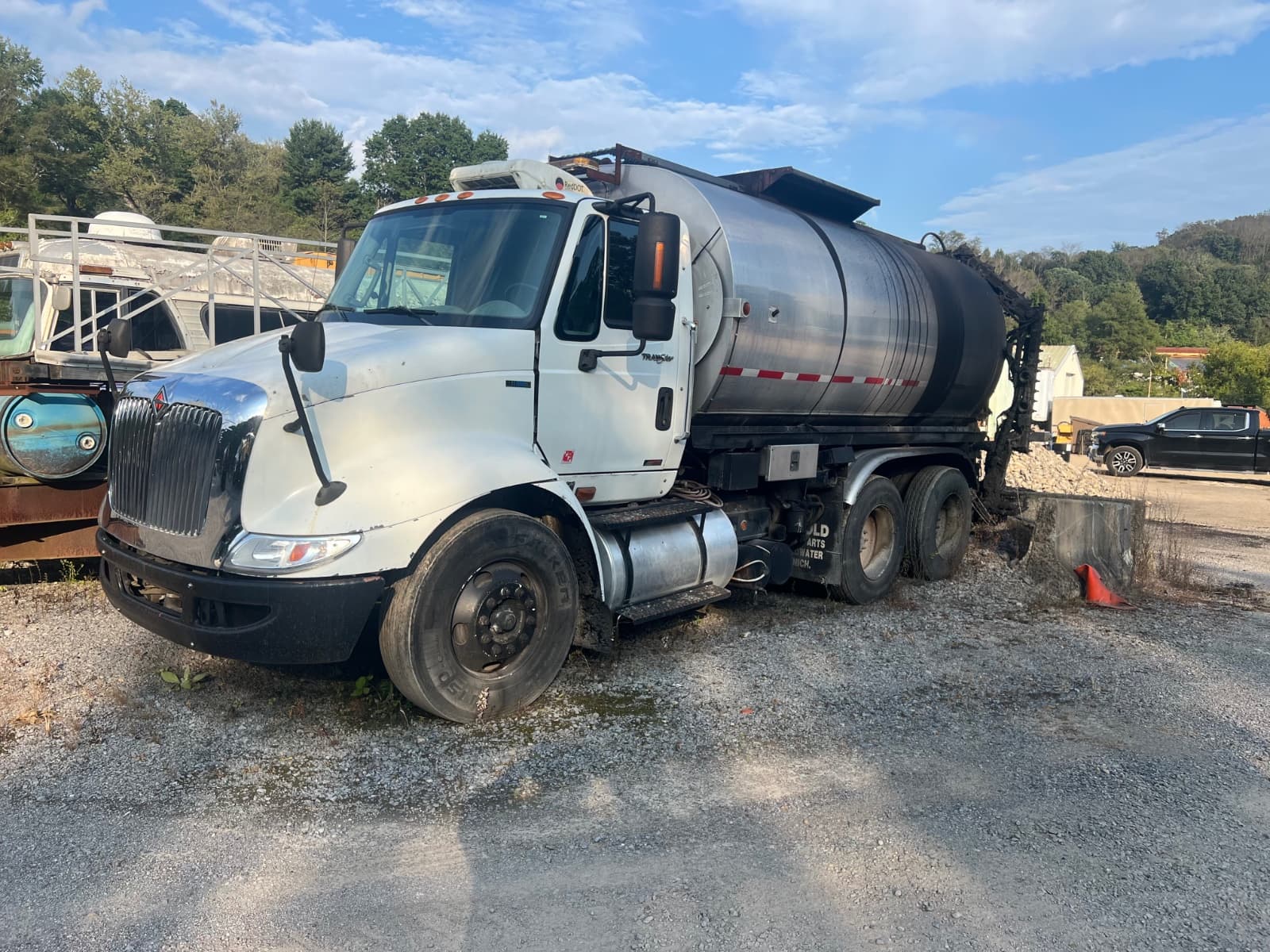 2019 Bearcat 3304
