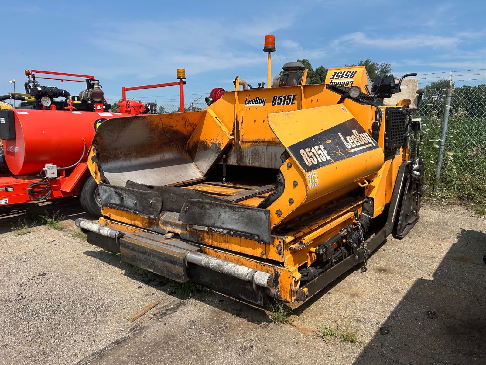 2017 LeeBoy 8515E